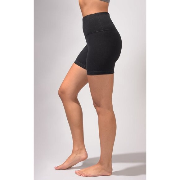 NWT Yogalicious Lux Shorts Black Size Small - Picture 1 of 5